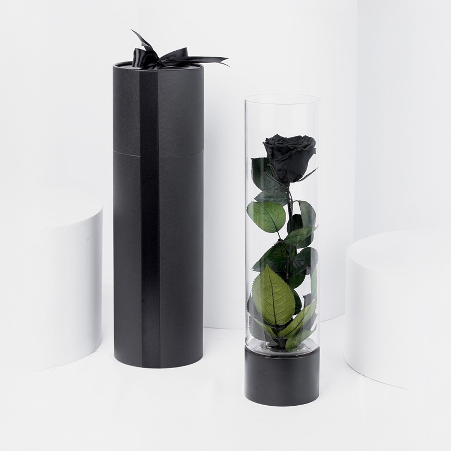 Exquisite Luxury Black Forever Rose in Elegant Glass Vase