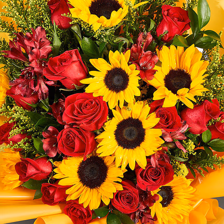 Lovely Mixed Flowers Bunch