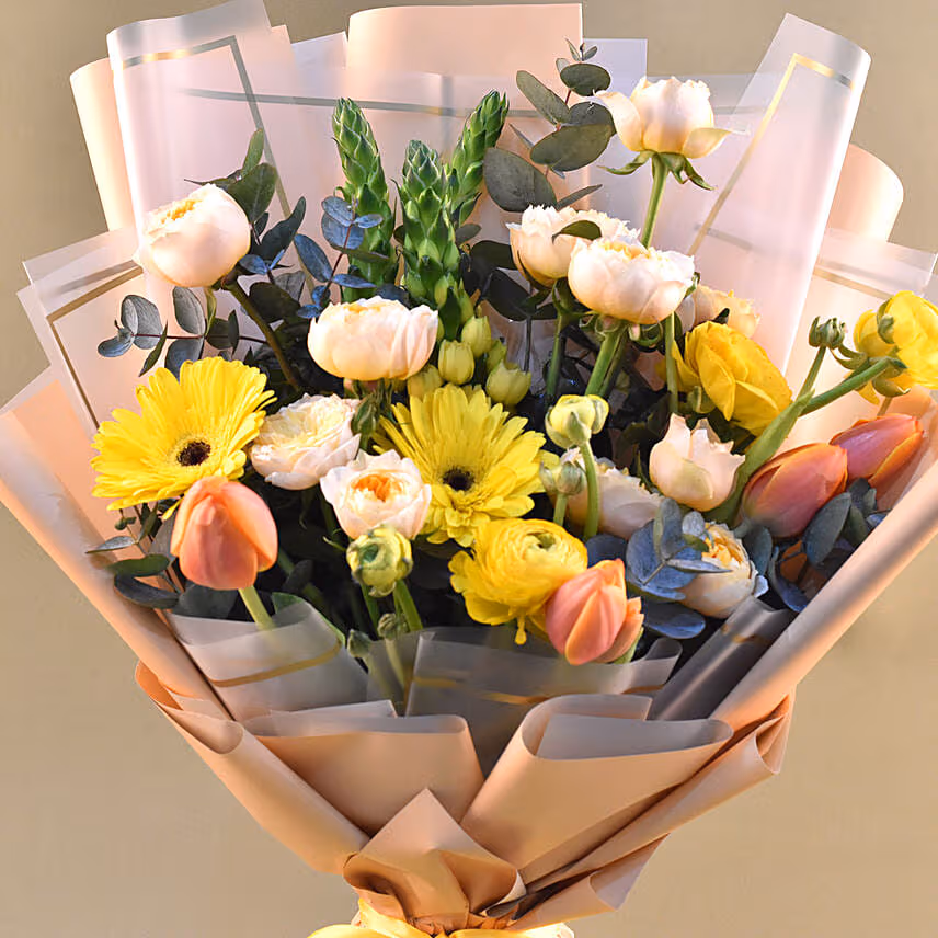 Spunky Mixed Flowers Bouquet