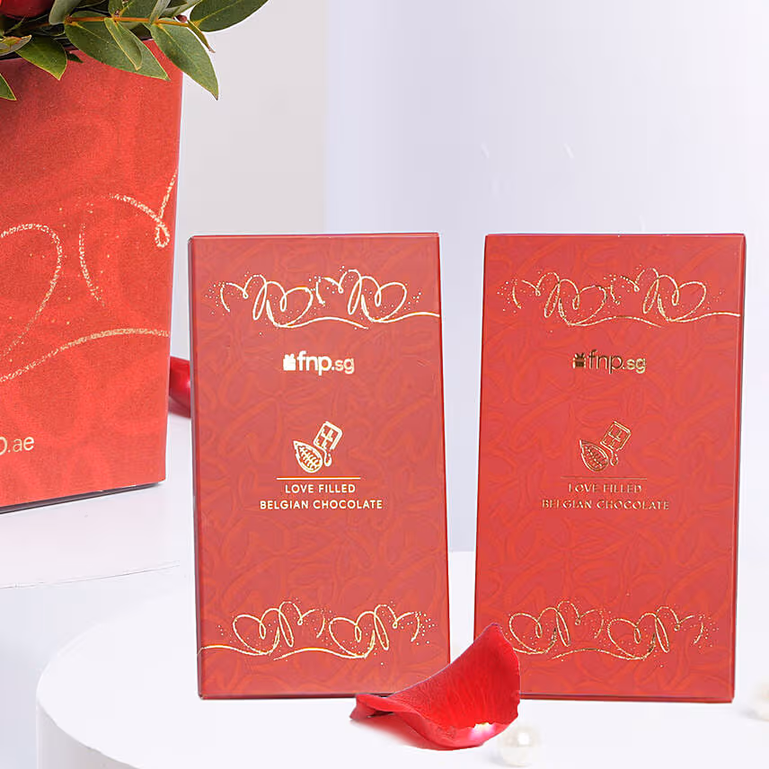 Stir My Heart Floral Expression With Chocolates Bar