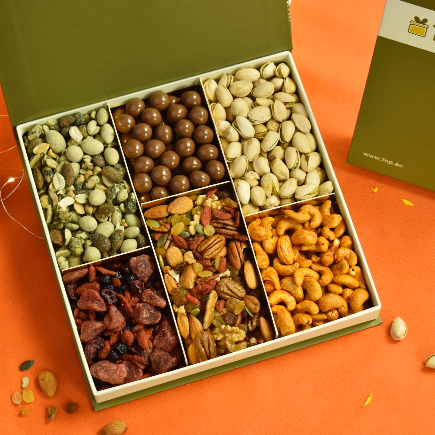Premium Dry Fruits and Berry Gift Box - 1 Kg