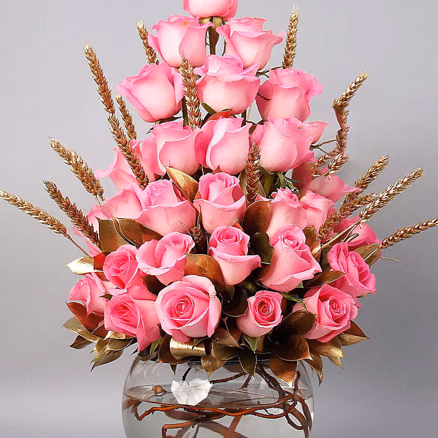 28 Pink Roses Beauty