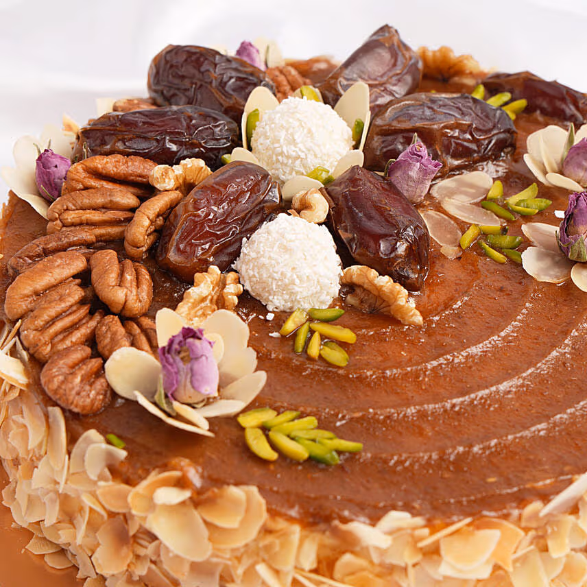 Date & Caramel  Premium Cake 8 Inches
