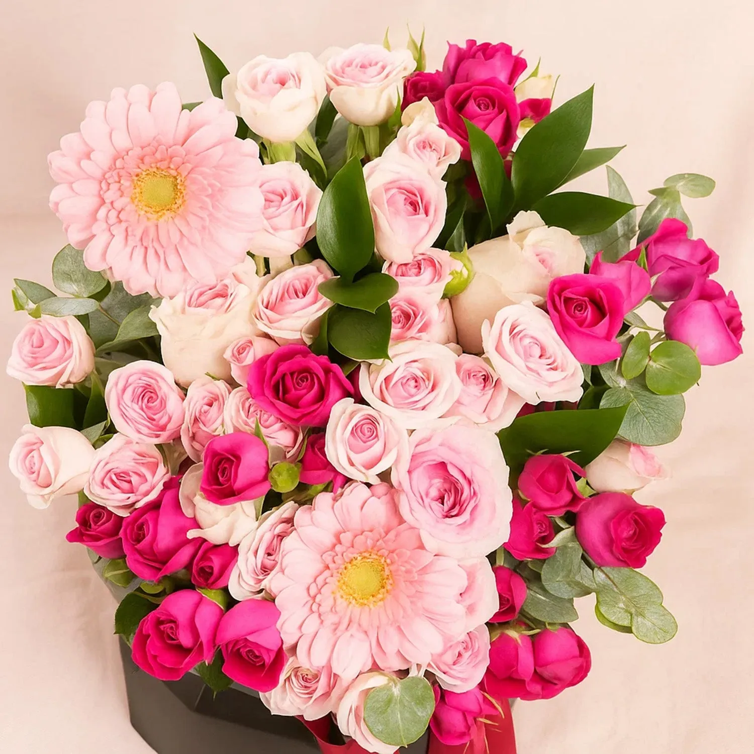 Pink Roses Bouquet in New Elegant Sleeve