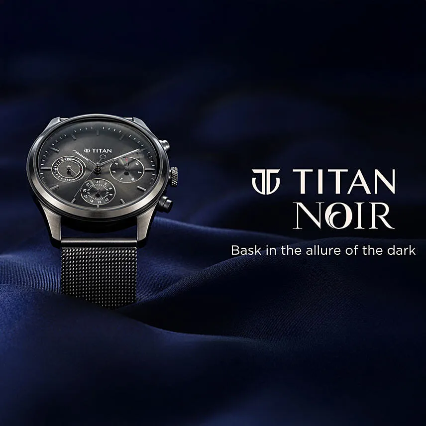 Titan Quartz Analog Watch for Men Exquisitely Gift Boxed With White Rose N Chocolate