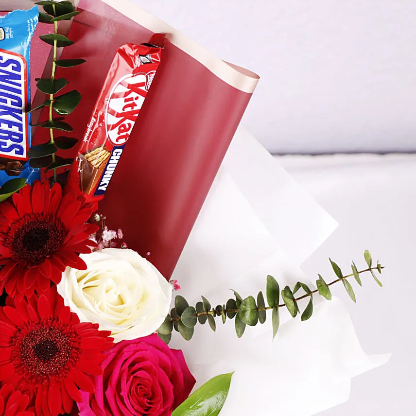 Lovely Blooms And Chocolates Bouquet