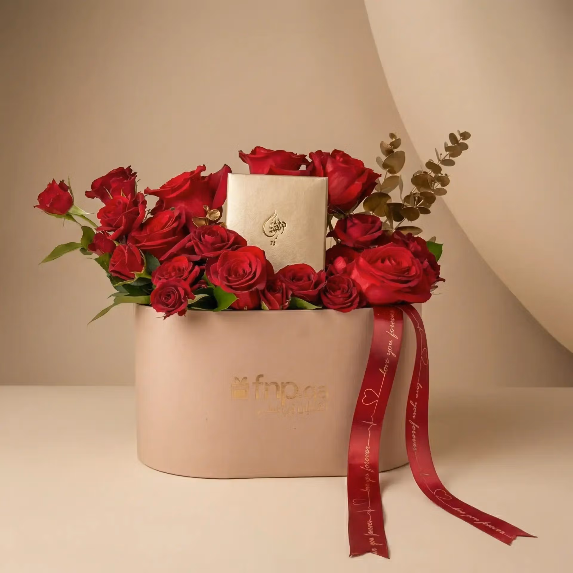 Scarlet Love Affair: Luxurious Rose & Gold Gift Arrangement