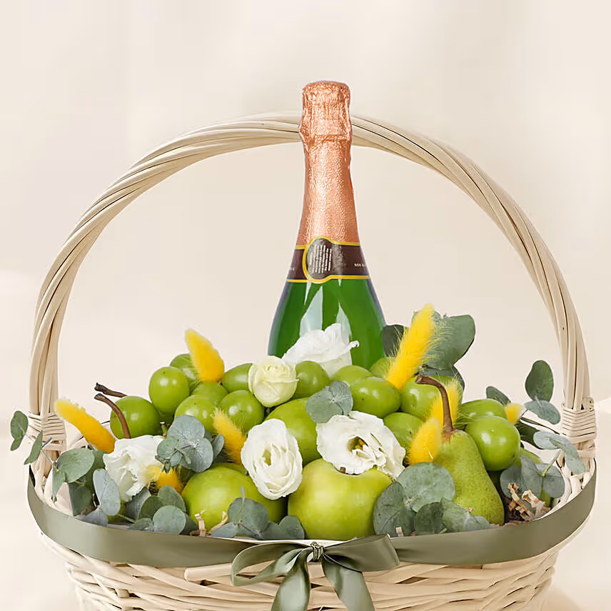 Green Goodness Fruit & Juice Basket