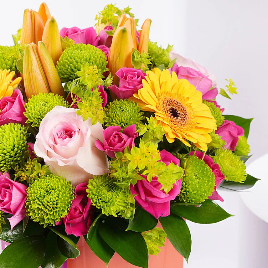 Birthday Flower Arrangement with Greeting Card
