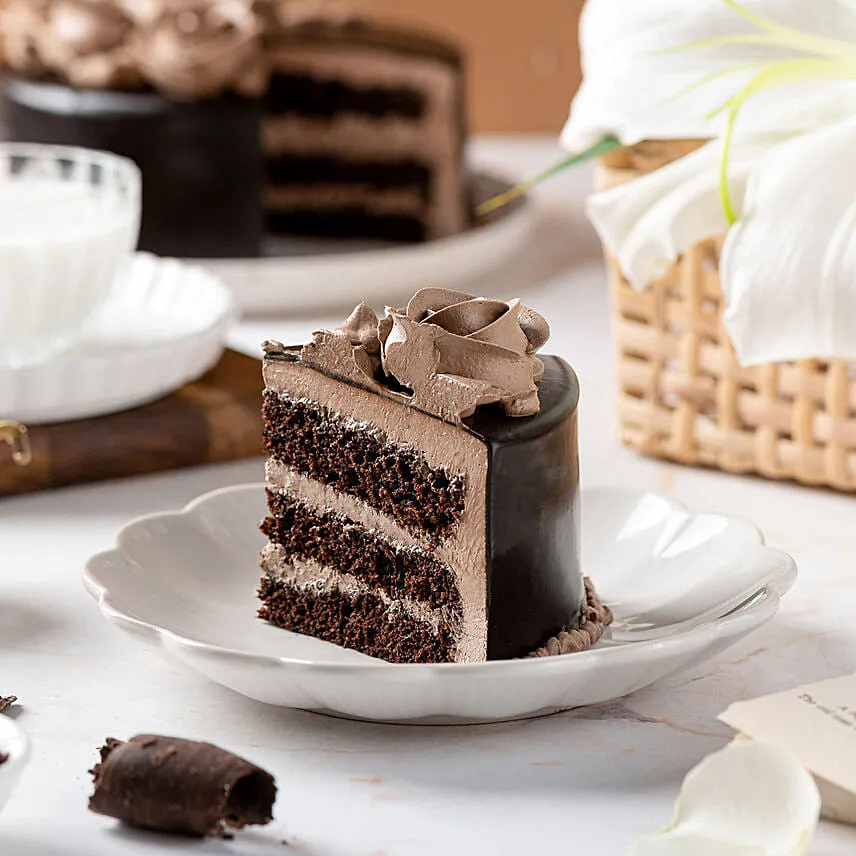 Chocolate Rose Designer Cake 1 Kg
