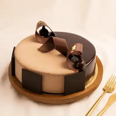Sparkling Luxe Fudge Cake - 500 Grams