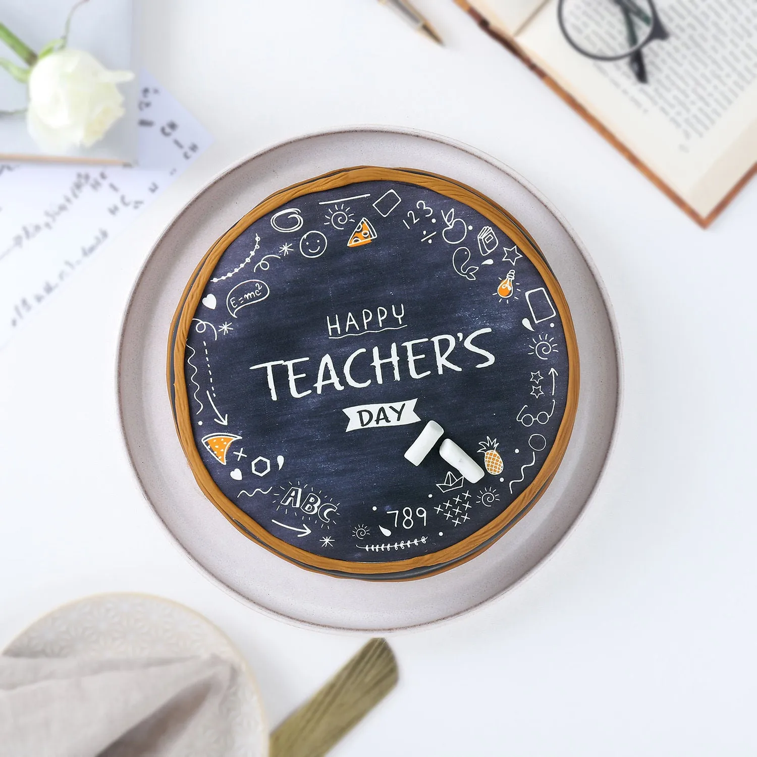Delicious Happy Teachers Day Chocolate Fondant Cake - 1 Kg