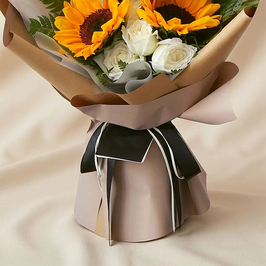 9 Mixed Flower Bunch
