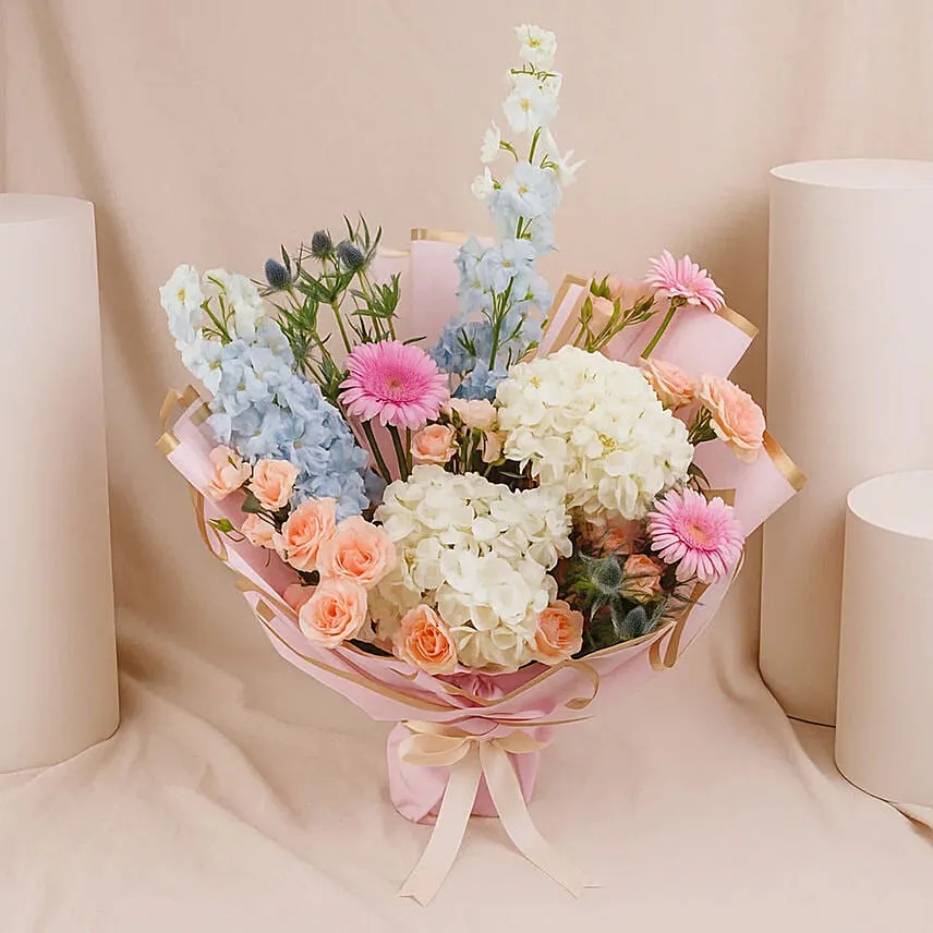 Blushing Flower Beauty Bouquet