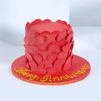 Elegant Heart-Themed Chocolate Fondant Cake