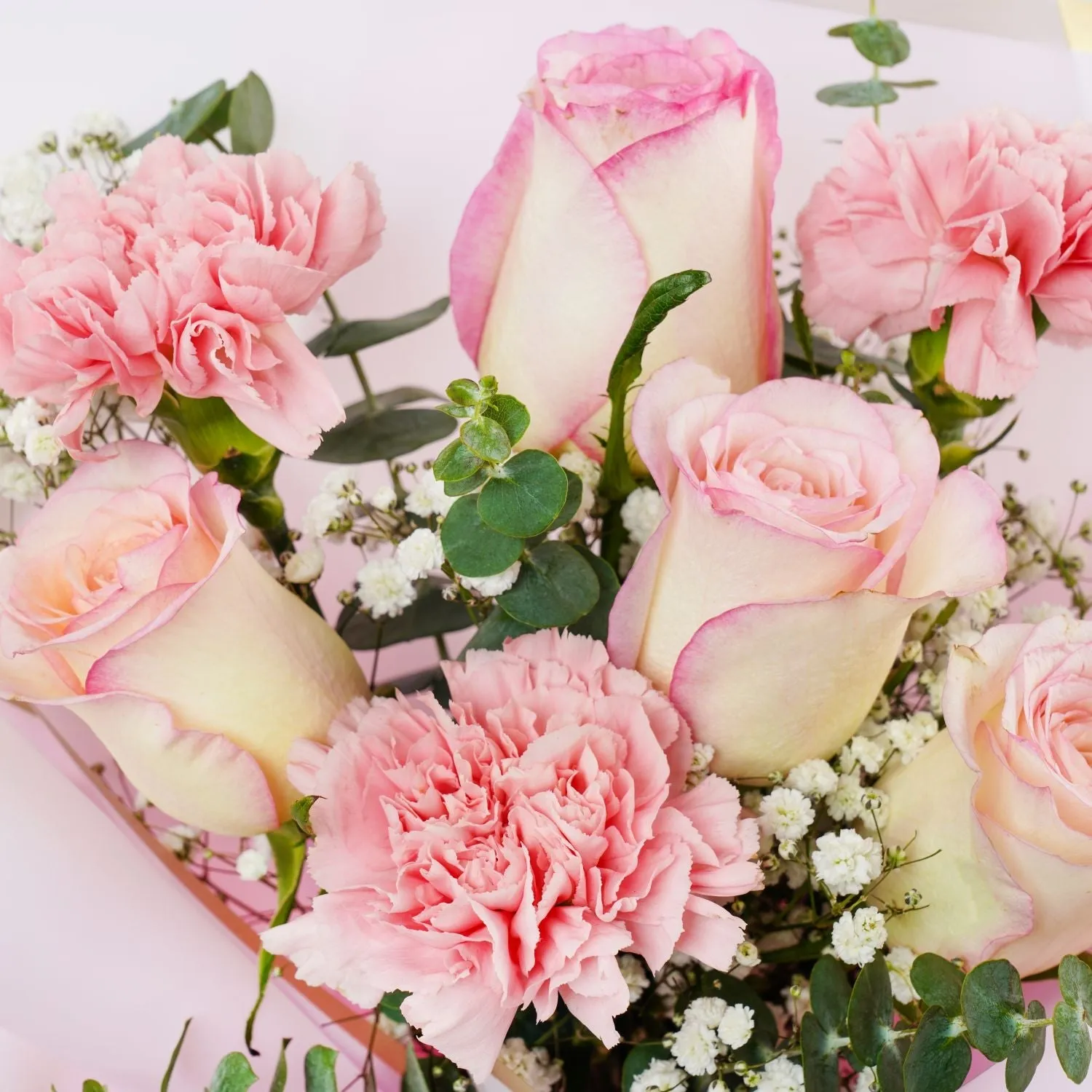 Beauty of Pink Flower Bouquet