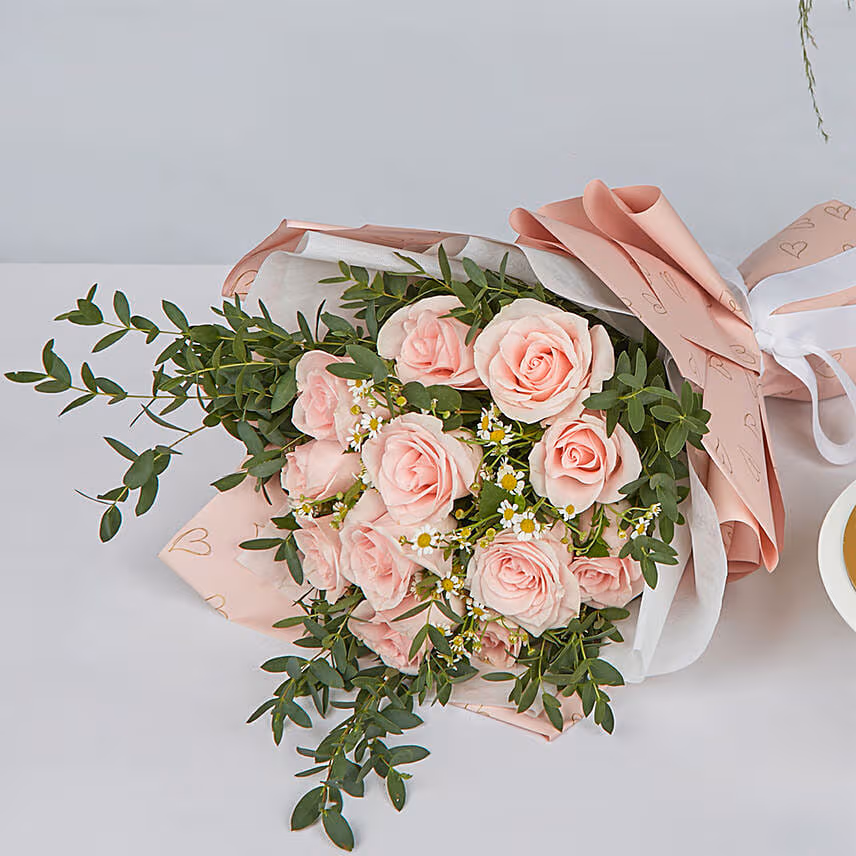 Titanic Rose Chamomile Bouquet With Cake For Love