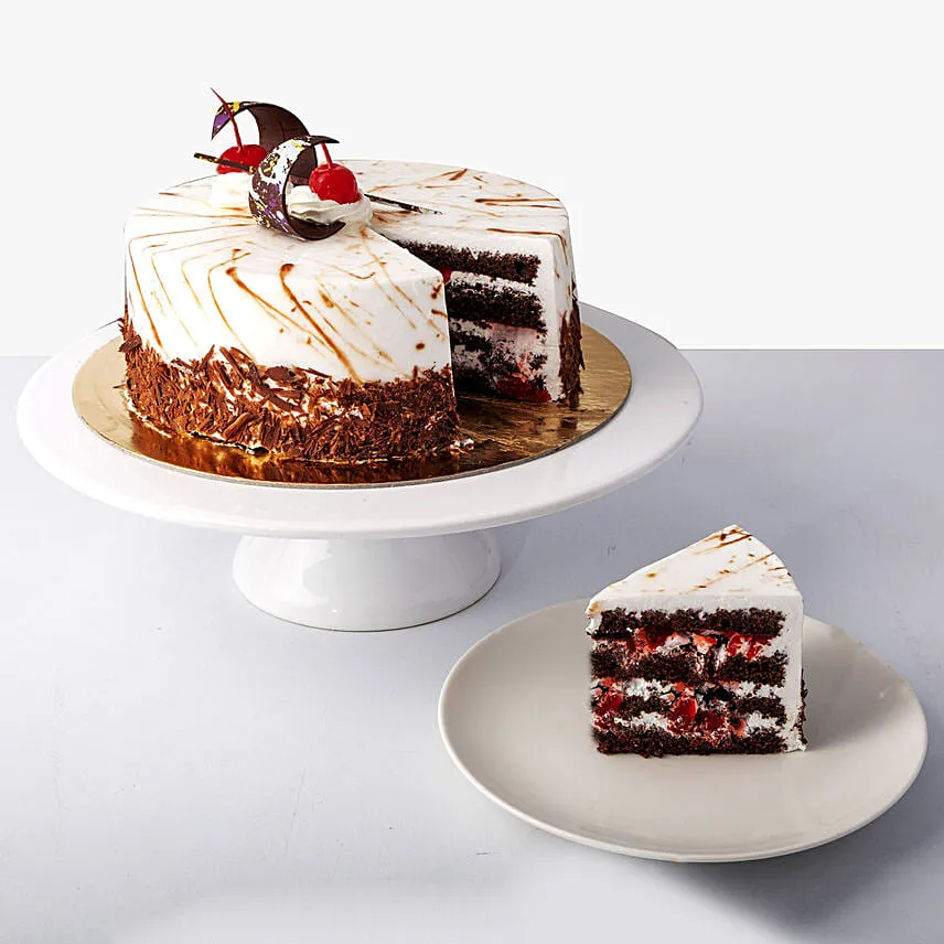Black Forest Cake 4 Portions