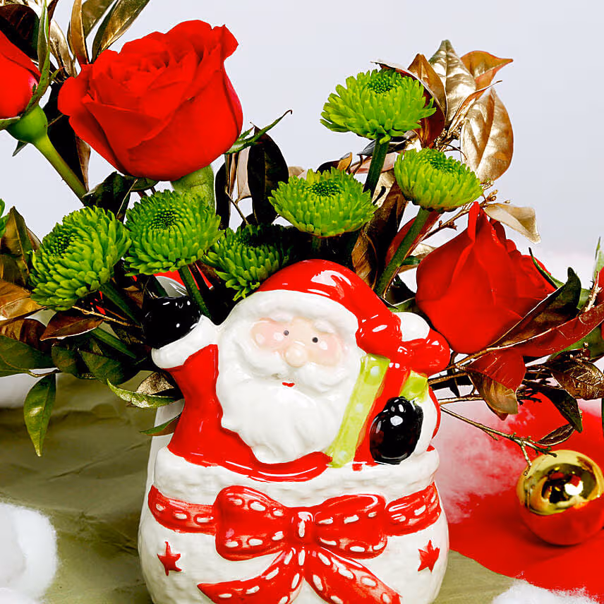 Mini Christmas Flowers Arrangement
