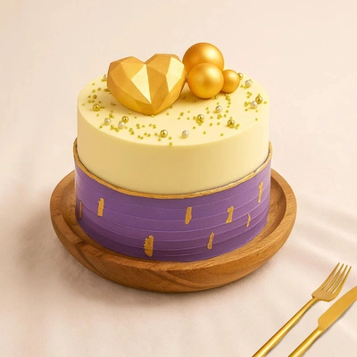Golden Heart Round Cake
