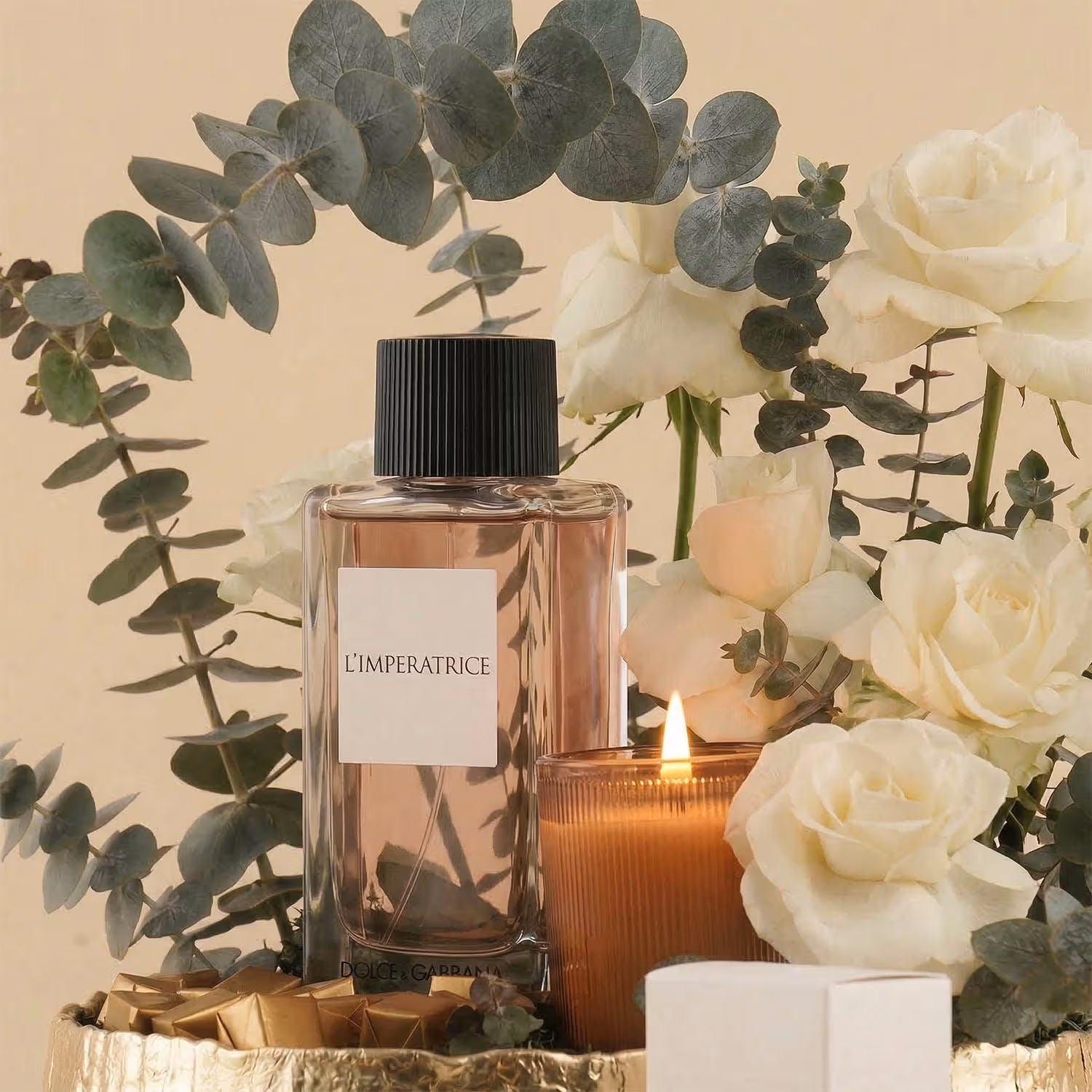 ورد ابيض و عطر دولتشي اند غابانا لايمبيراتريس 3 للنساء