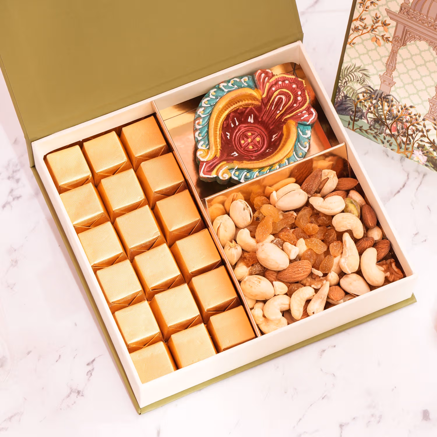 Festive Glow Delight Box