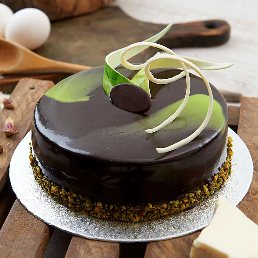 Chocolate Pistachio Cake