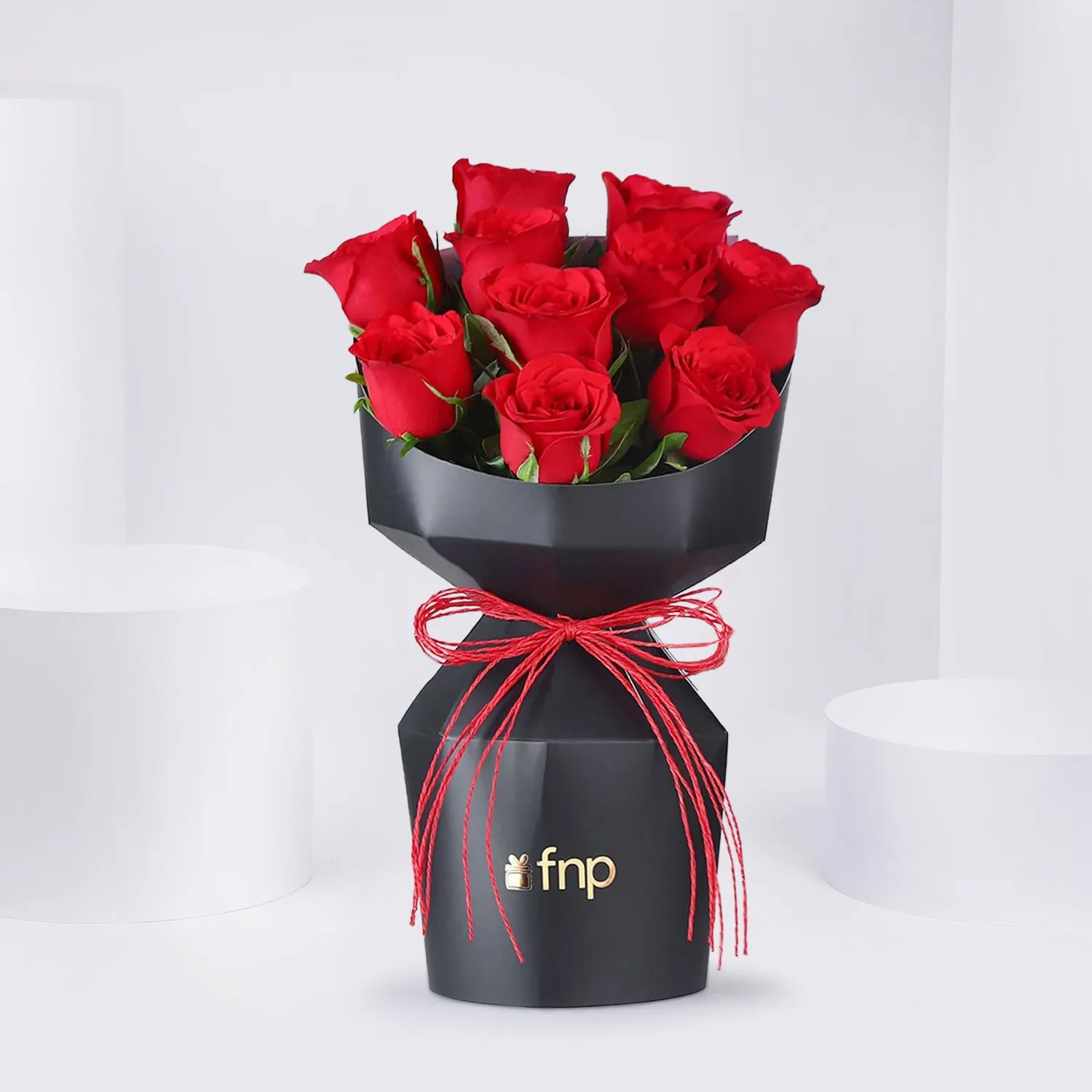 Luxurious Love Roses Bouquet with Elegant Black Base