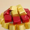 صينية تقديم ورد زهرية و شوكولاتة