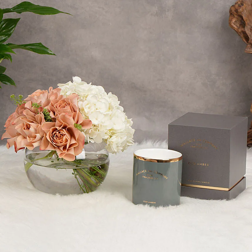 Wallace & Co Oud Amber candle with flowers