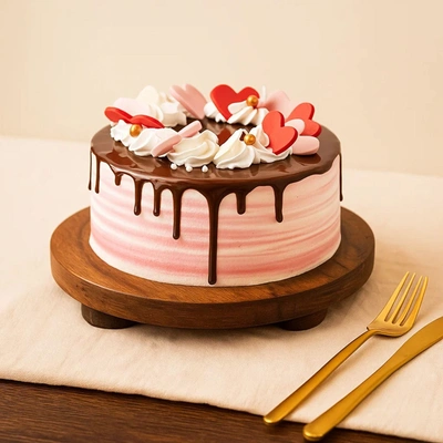 Chocolate Dripping Elegant Cream Cake - 500 Grams / Red Velvet