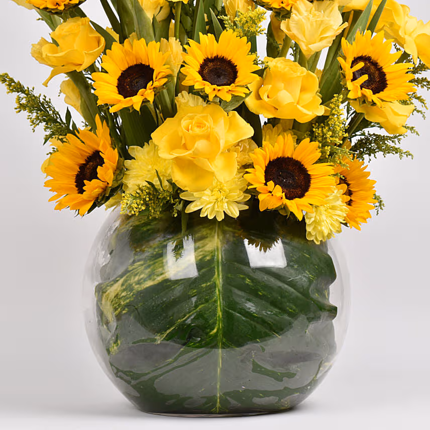 Gladiolus Mixed Flower Arrangement