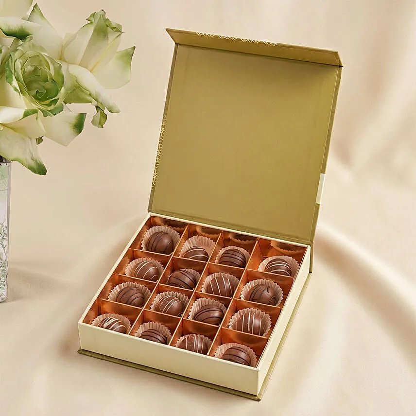 Joyous Raya Blooms and Chocolates Gift Bundle