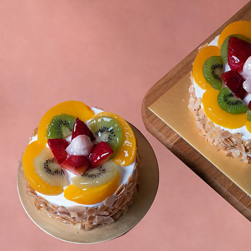 Mono Fresh Fruit Cake
