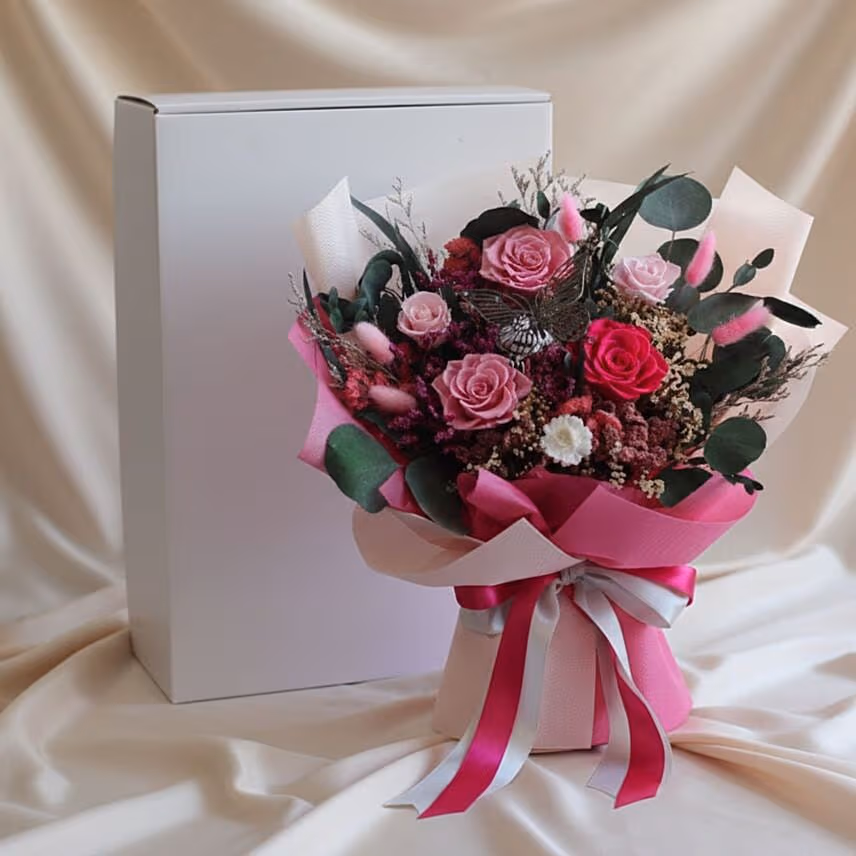 Timeless Love Valentine's 2 in 1 bouquet with built-in vase
