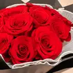 باقة يد همسة قرمزية