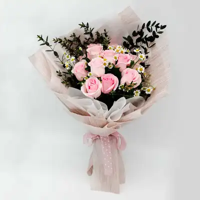 Titanic Rose Chamomile Bouquet