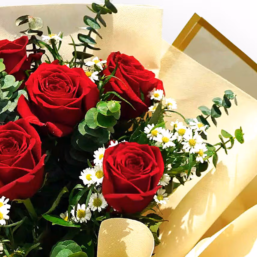 Designer Red Roses Love Bunch