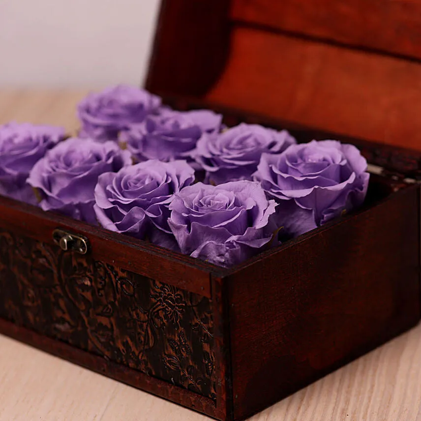 8 Purple Forever Roses in Treasure Box
