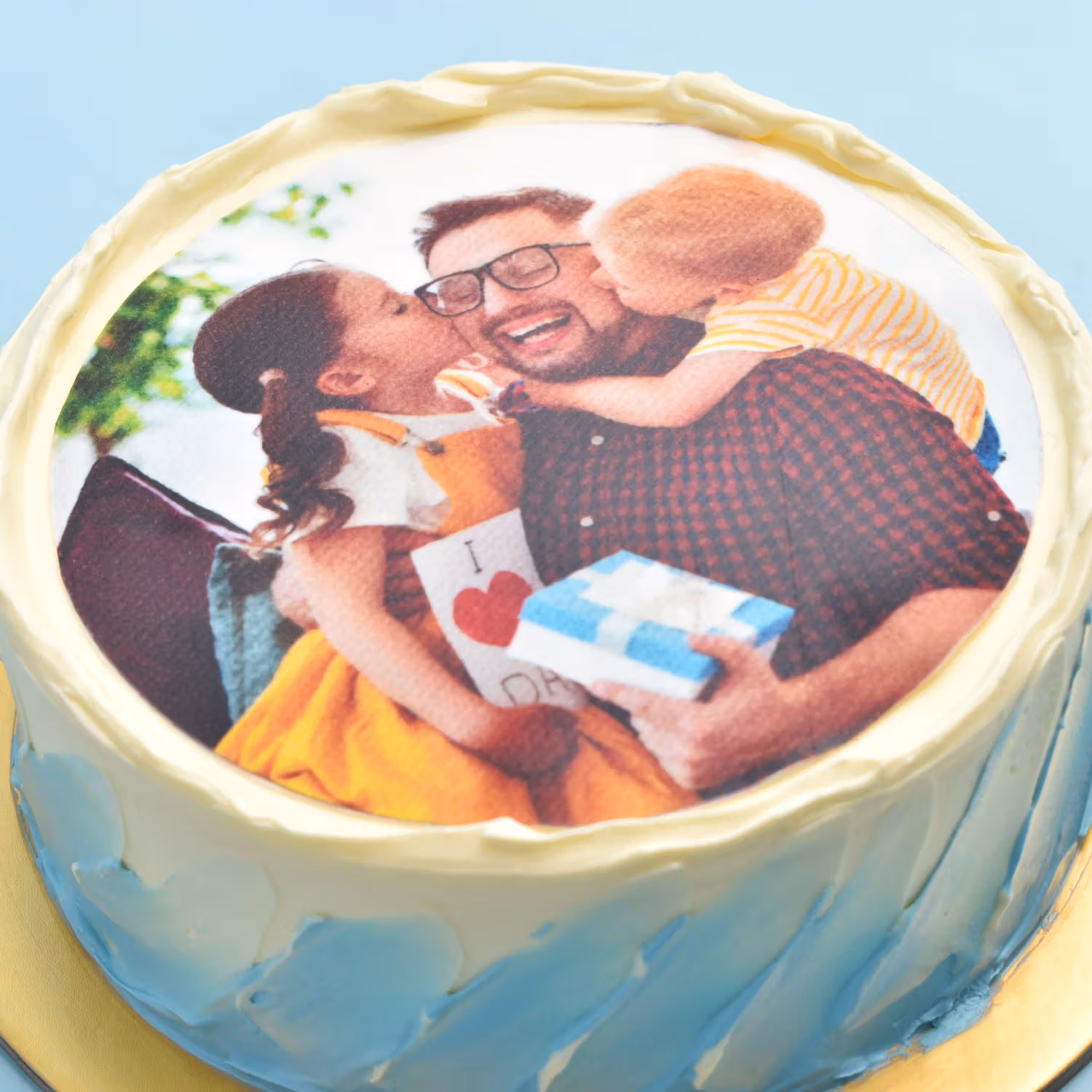 Delicious Personalized Father's Day Chocolate Cake