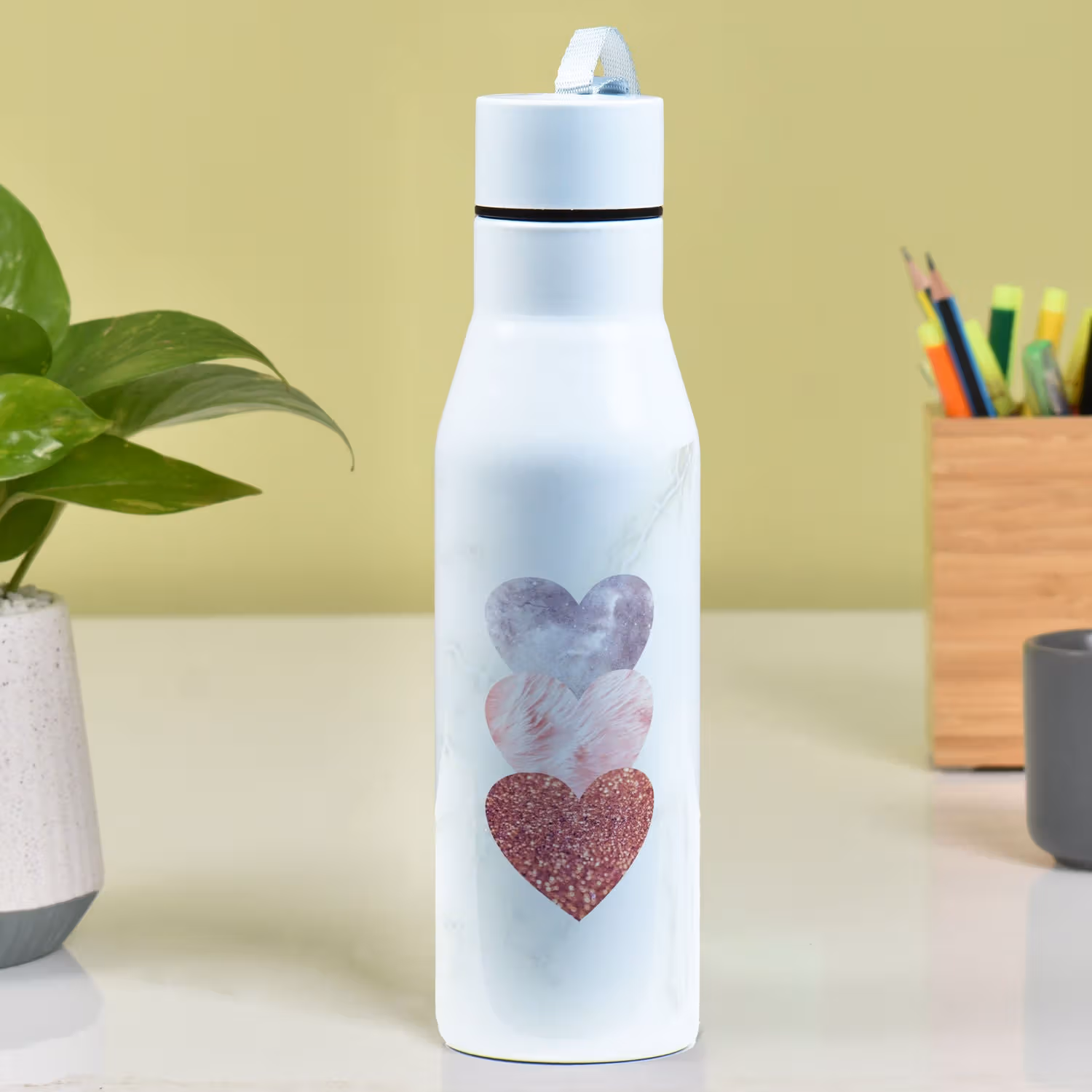 Stylish Stainless Steel Bottle with Heart Print - 500 ml