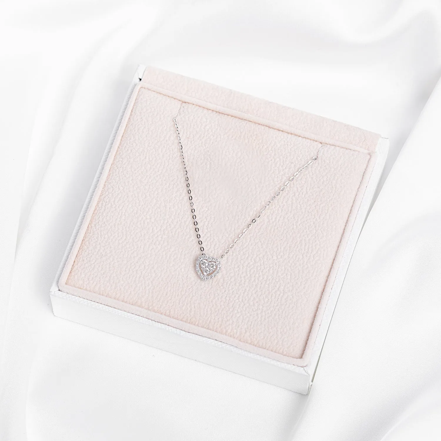 Elegance Redefined: Floral Aura with Diamond Heart Necklace