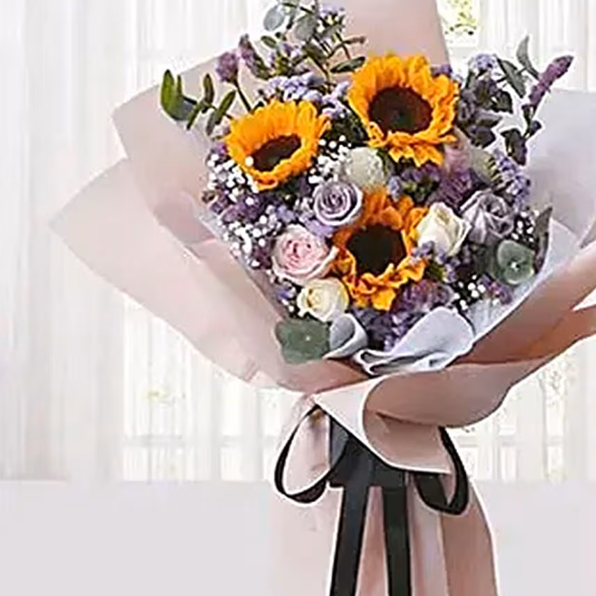 Mixed Flowers Bouquet N Wine Combo