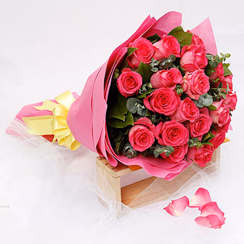 20 Ravishing Dark Pink Roses Bouquet