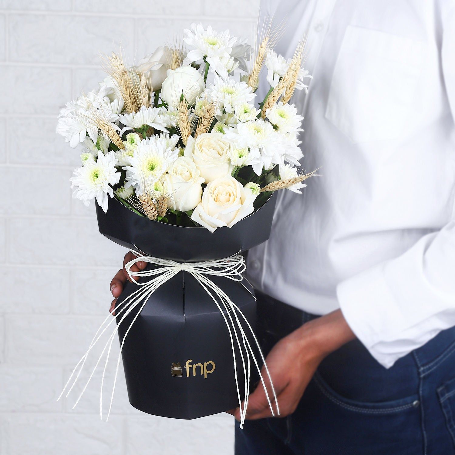 Ethereal Blooms: Elegant White Rose and Daisy Arrangement