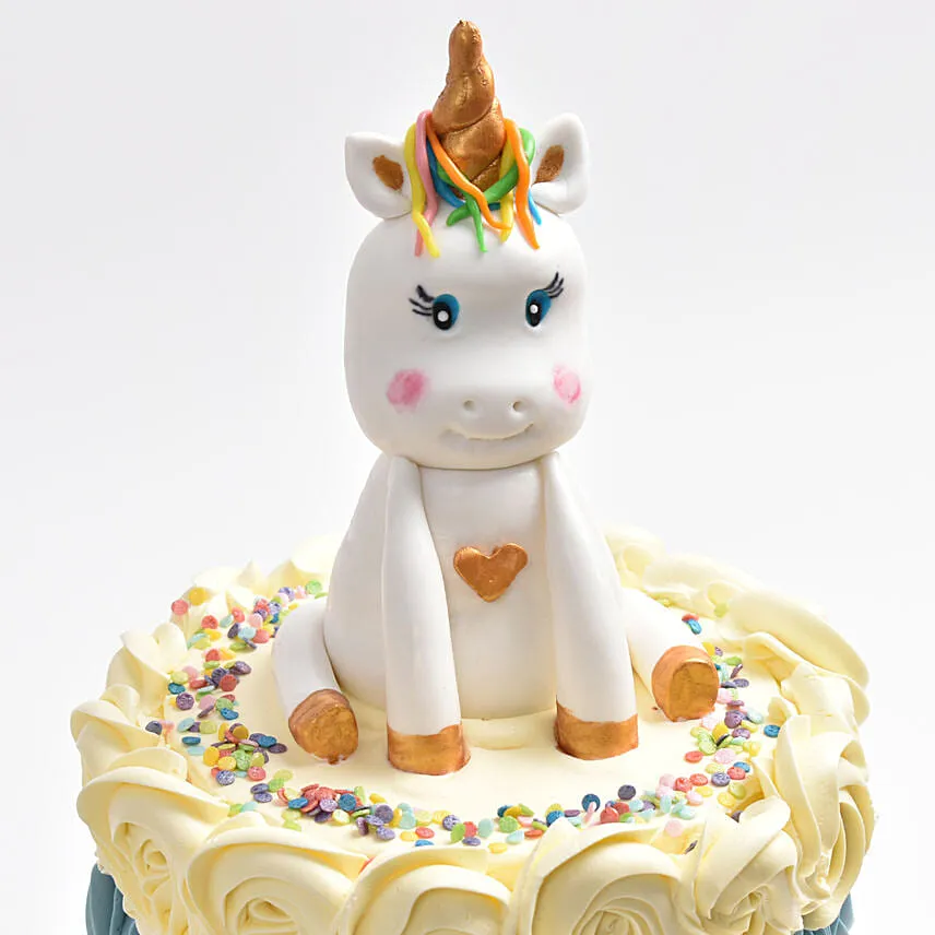 Glittering Horn Wonder Cake