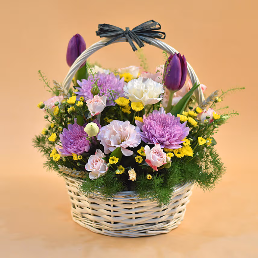Striking Mixed Flowers Round Basket