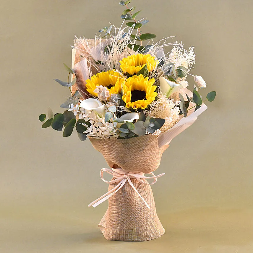Cheerful Mixed Flowers Bouquet