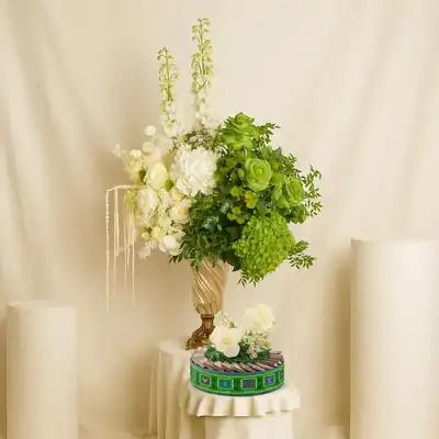 National Day Flowers & Chocolates Set