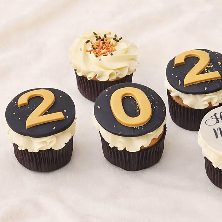 New Year Theme Cup Cakes